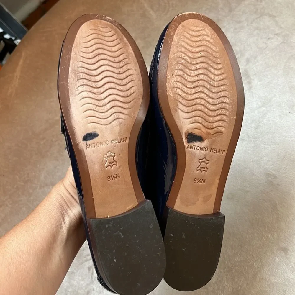 *Antonio Melani* Navy Blue Patent Classic Loafers Sz 8.5N